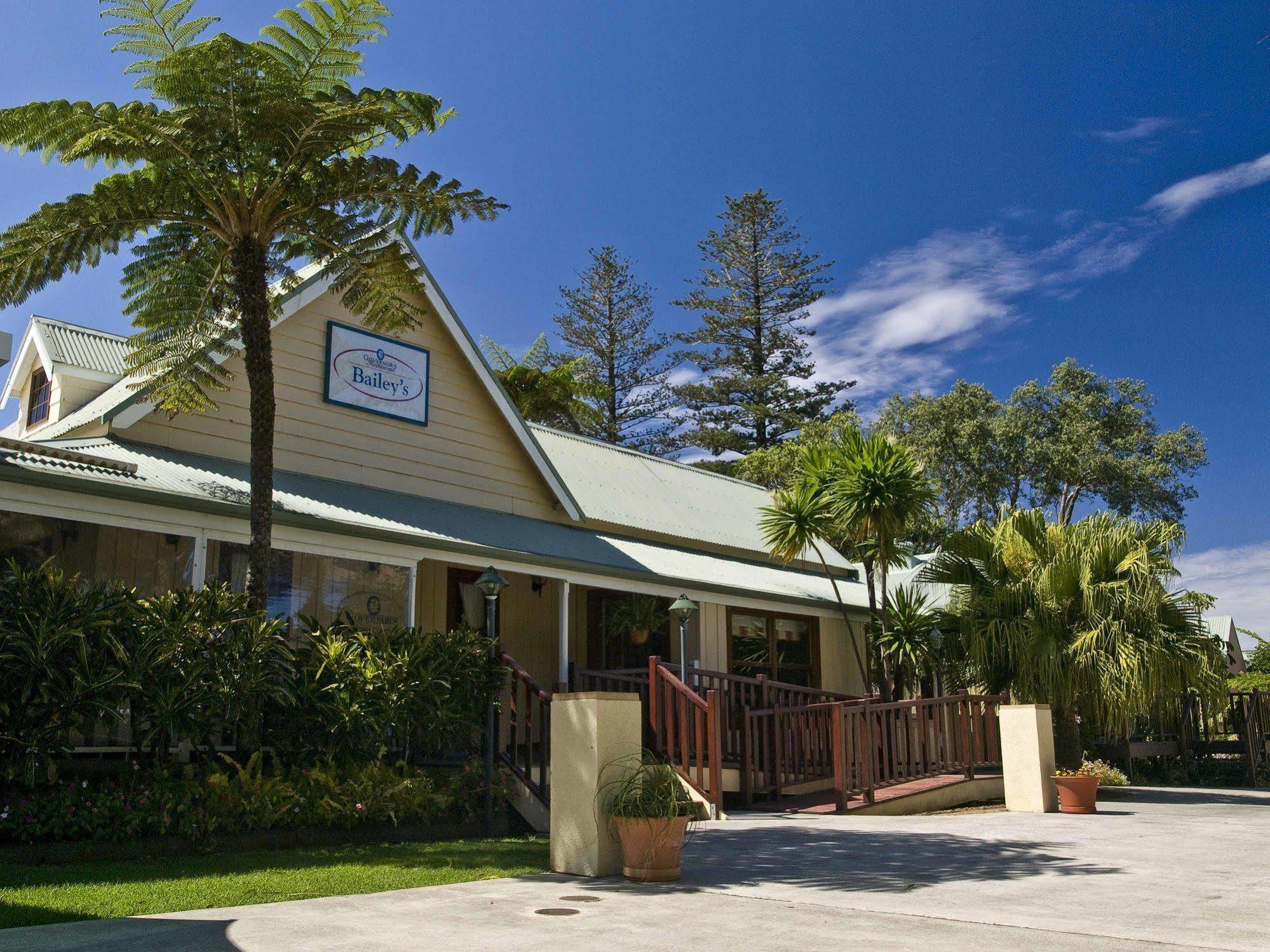 Governors Lodge Burnt Pine Exterior foto